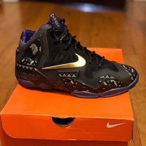 Lebron Royalty edition